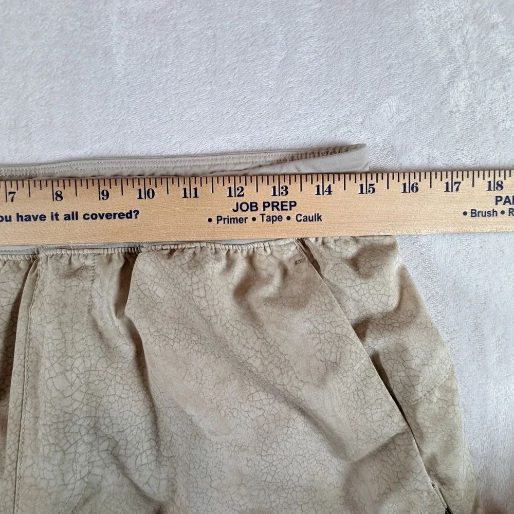 VRST Shorts Men's Sz M‎ Beige Pattern Stealth 7